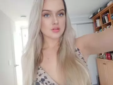 KissMyCherry image 0